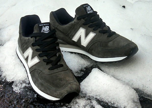 New Balance Boston Creates a 574 for Black Friday