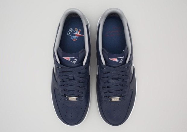 New England Patriots Nike Lunar Force 2