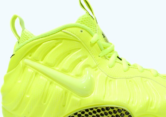 Nike Air Foamposite Pro – Volt – Black