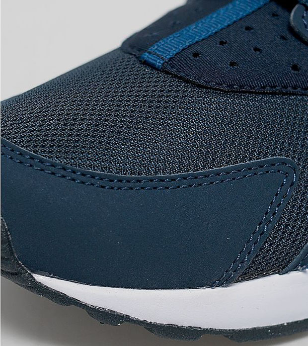 Nike Air Huarache Obsidian 06