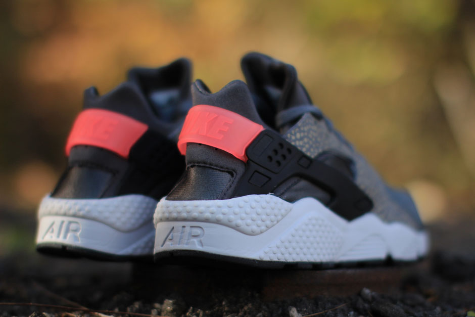 Nike Air Huarache Run Prm Safari 02