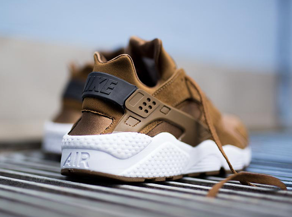 Nike Air Huarache Umber Black White 05