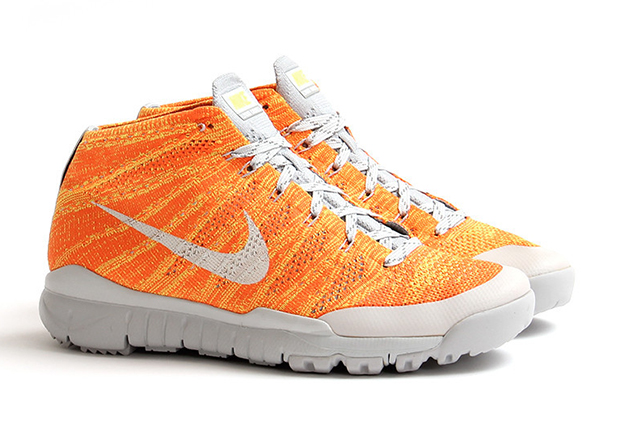 Nike Flyknit Trainer Chukka Fsb Total Orange