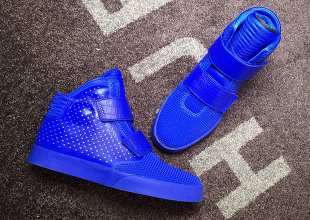 Nike Flystepper 2k3 Hyper Cobalt 01