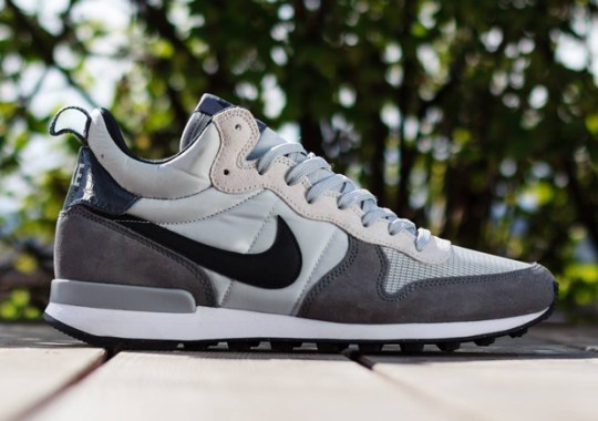 Nike Internationalist Mid – Light Ash Grey – Black – Dark Grey