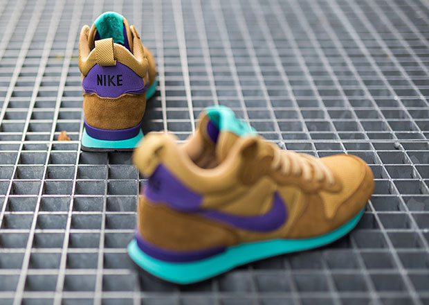 Nike Internationalist Mid Umber Hyper Jade Purple 2