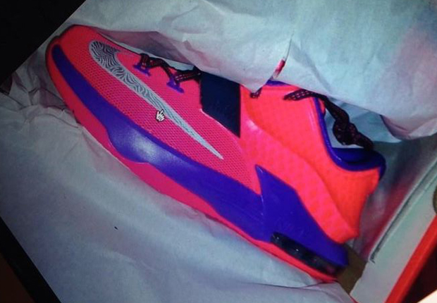 Nike Kd 7 Gs Hyper Punch Hyper Grape Magnet Grey