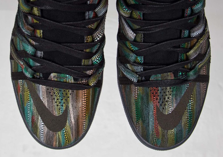 Nike KD 7 Lifestyle – Black – Hyper Crimson – Metallic Gold