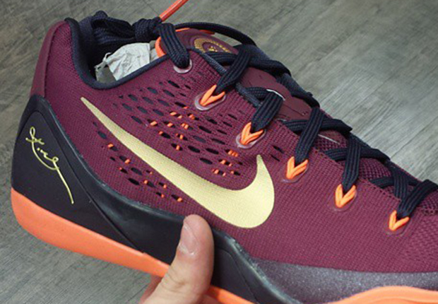 Nike Kobe 9 Em Deep Garnet Hyper Crimson 1