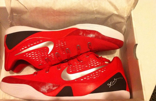 Nike Kobe 9 Em Team University Red Metallic Silver 02