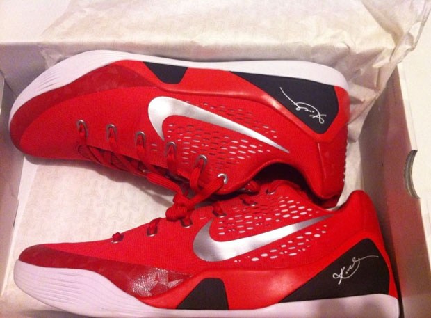 Nike Kobe 9 Em Team University Red Metallic Silver 03