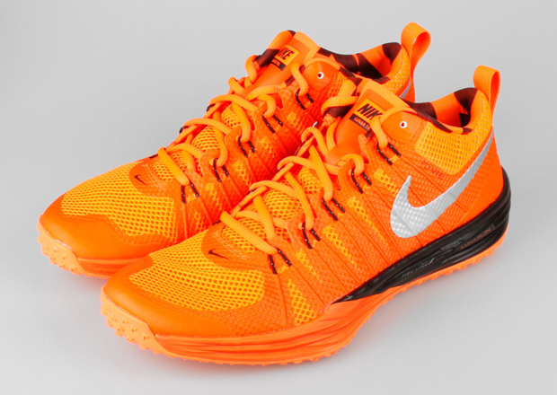 Nike Lunar Tr1 Amp Hyper Crimson 2