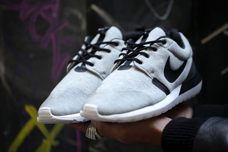 Nike Roshe Run Nm Sp Tech Fleece Pack 07