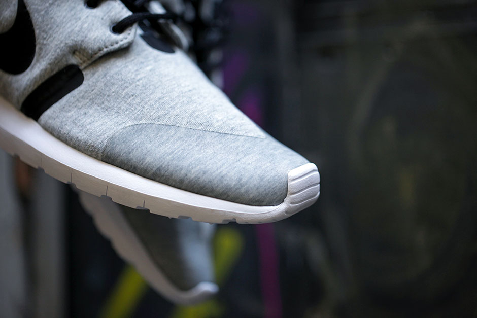 Nike Roshe Run Nm Sp Tech Fleece Pack 08