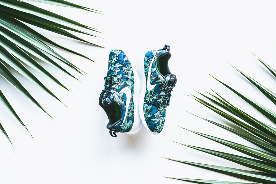 Nike Roshe Run Print Space Blue Jade 1