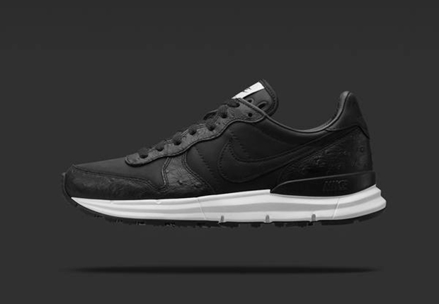 Soph Nike Lunar Internationalist Black 1