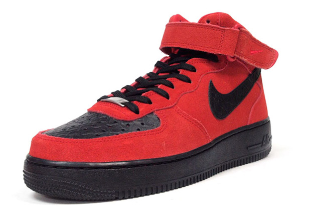 Nike Air Force 1 Mid Red Suede Black Python 2