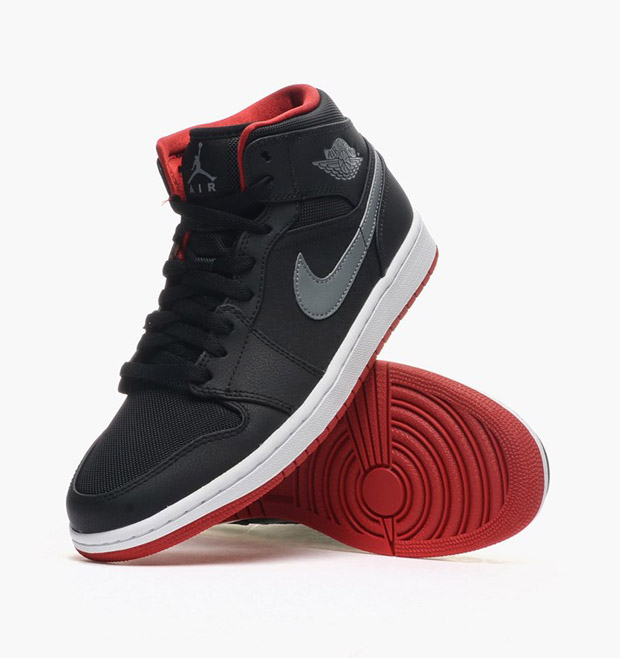 Air Jordan 1 Mid Black Cool Grey Gym Red 4