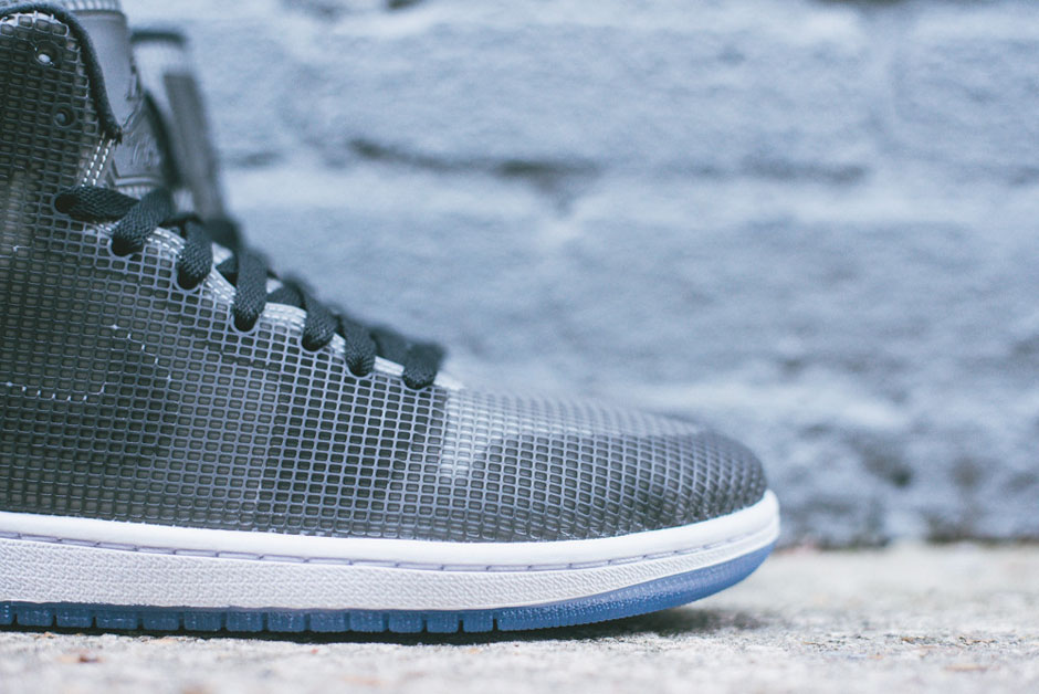 Air Jordan 4lab1 Arriving At Retailers 05