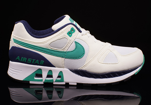 Air Stab White Emerald Green Midnight Navy 3