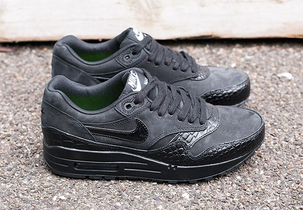 Black Croc Womens Air Max 1