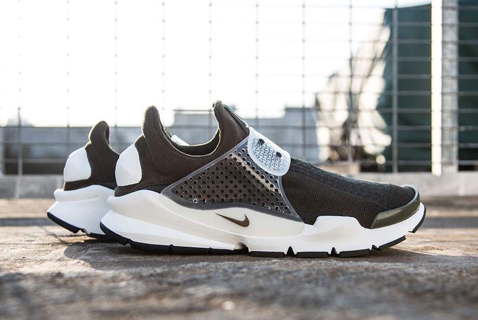 fragment design x Nike Sock Dart - New Images