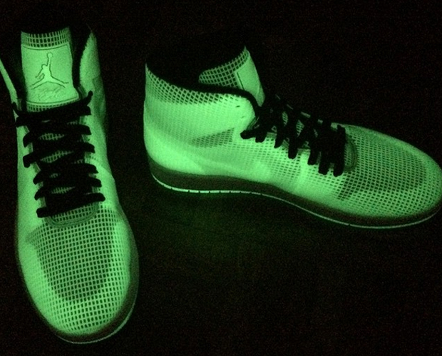 Glow In The Dark 4lab1