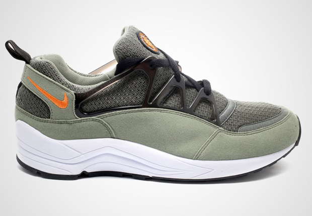 Nike Air Huarache Light - Jade Stone - Clementine - Black