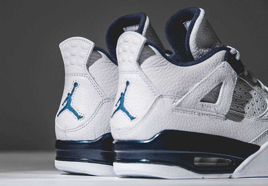 Air Jordan 4 "Columbia" - Arriving at Retailers