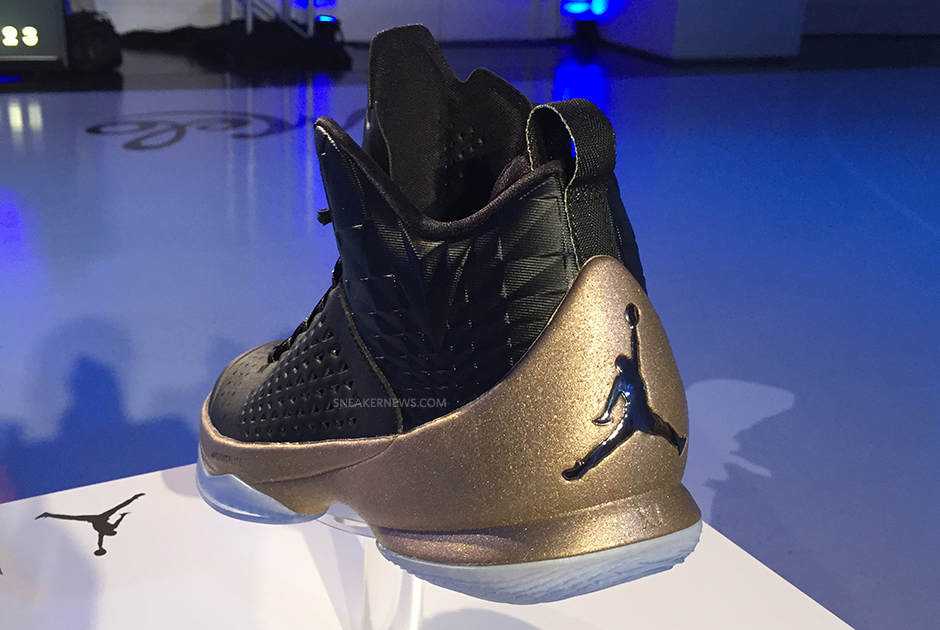 Jordan Melo M11 Crowd Source 3