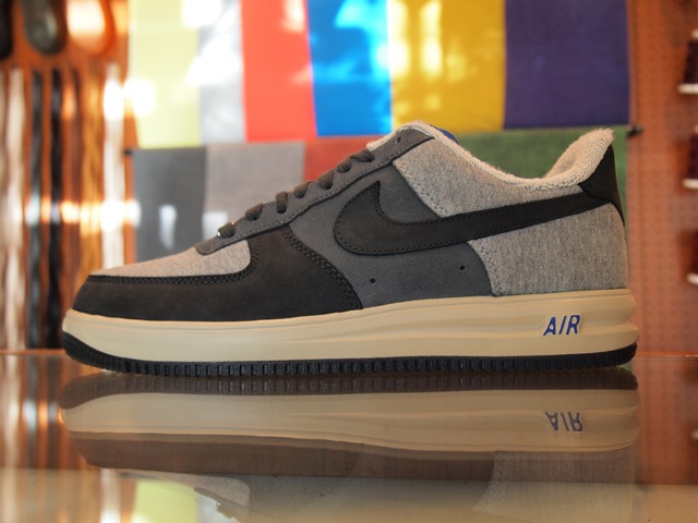 Loopwheeler Lunar Force 1 Japan Available 02