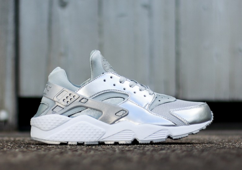 Nike Women’s Air Huarache “Metallic Silver”