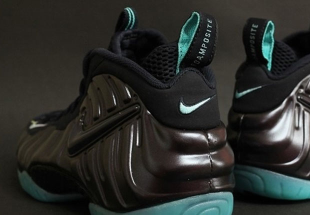 Nike Air Foamposite Pro - Dark Obsidian - Light Aqua