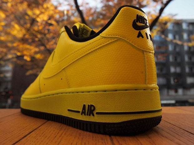 Nike Air Force 1 Low Taxi 02