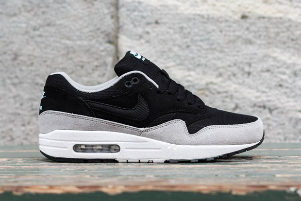 Nike Air Max 1 “Flint Silver”