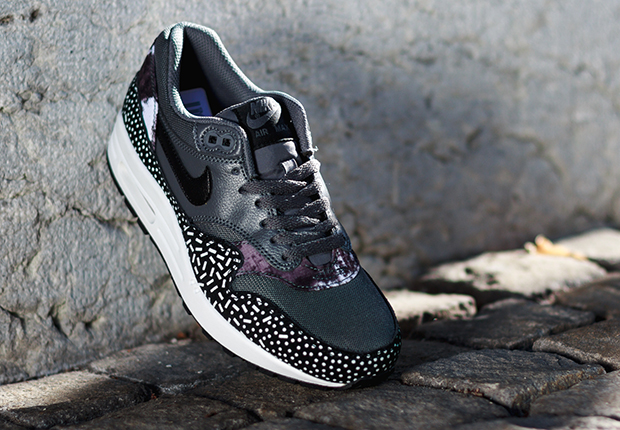 Nike Air Max 1 Womens Sprinkle Pack 1