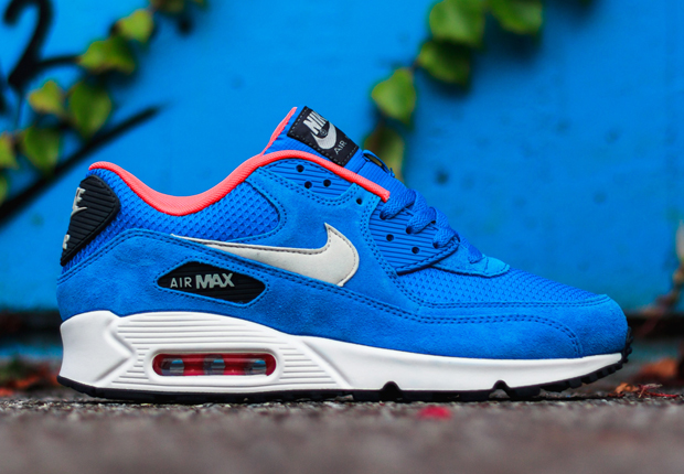 Nike Air Max 90 "Dark Electric Blue"