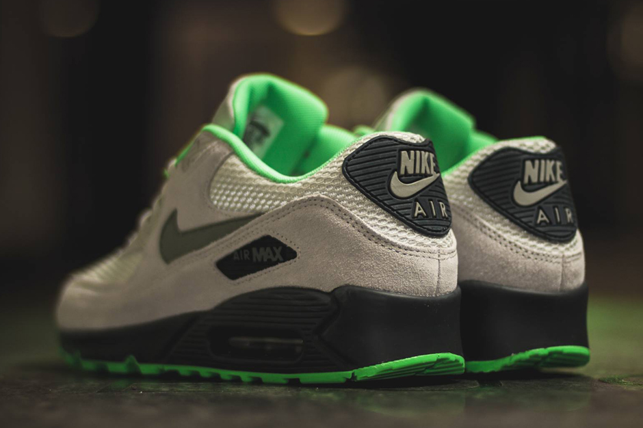 Nike Air Max 90 Light Bone Poison Green 4