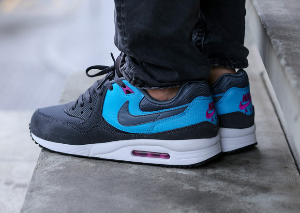 Nike Air Max Light – Anthracite – Legend Blue