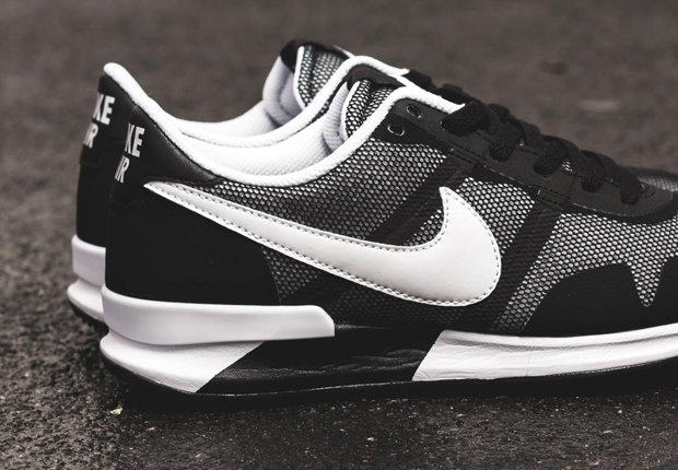 Nike Air Pegasus 83/30 - Black - White