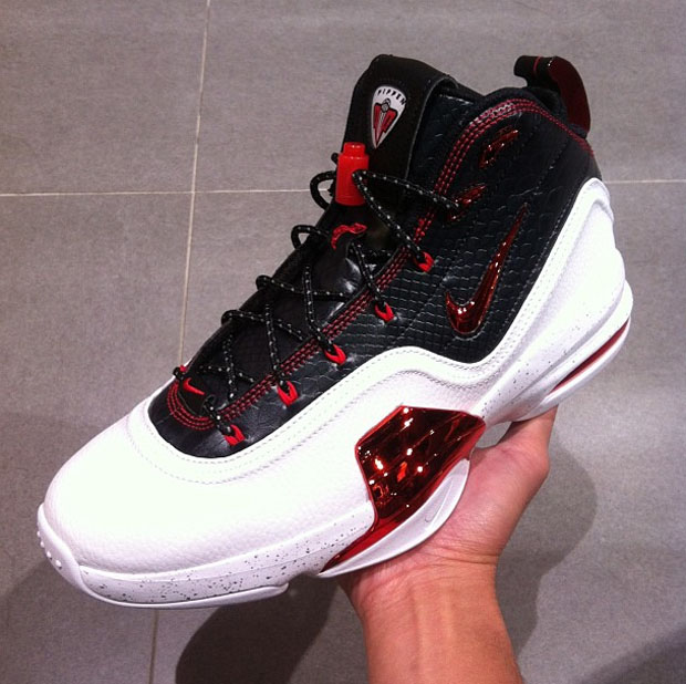 Nike Air Pippen 6 Bulls Detailed Images 03