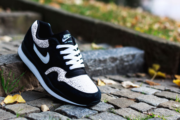 Nike Air Safari Black Grey Safari 03