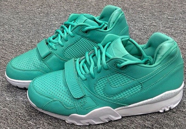 Nike Air Trainer 2 Low Prm Crystal Mint 01