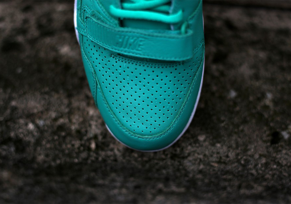 Nike Air Trainer 2 Premium Crystal Mint 31