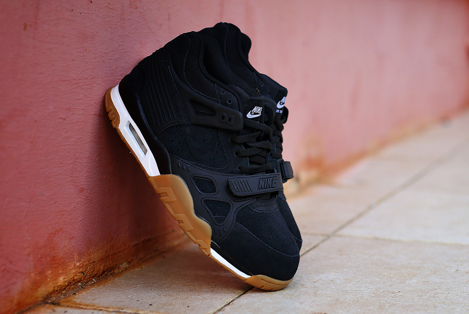 Nike Air Trainer Sc Black Gum Sole 4