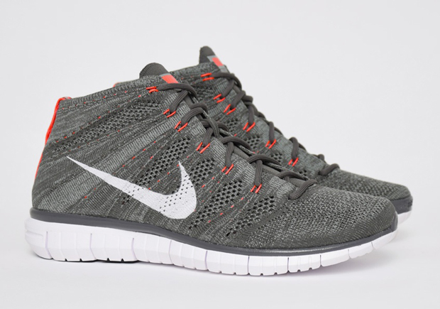 Nike Free Flyknit Chukka Midnight Fog Bright Crimson 03