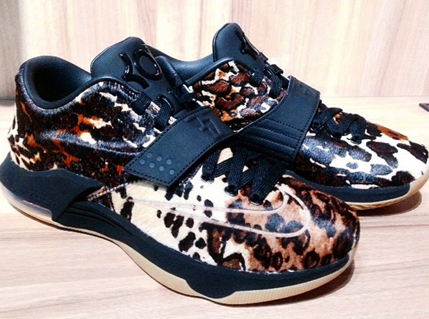 Nike Kd 7 Black Sail Horse 1