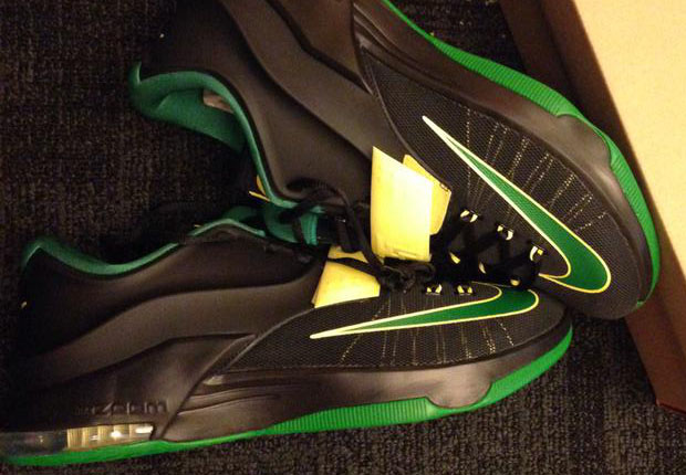 Nike KD 7 - Oregon Ducks "Away" PE