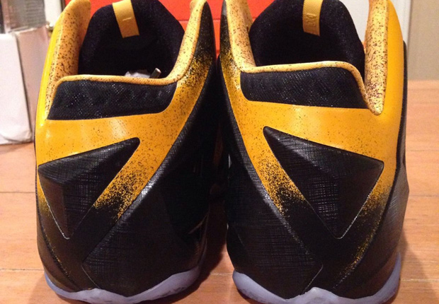 Nike Lebron 11 Bumble Promo Sample 3