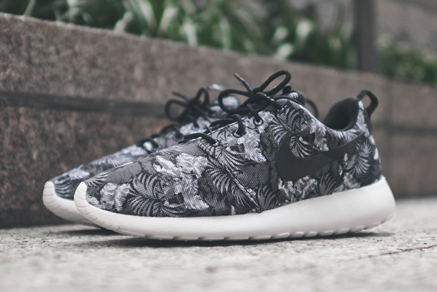 Nike Roshe Run Gpx Grey Scale 03